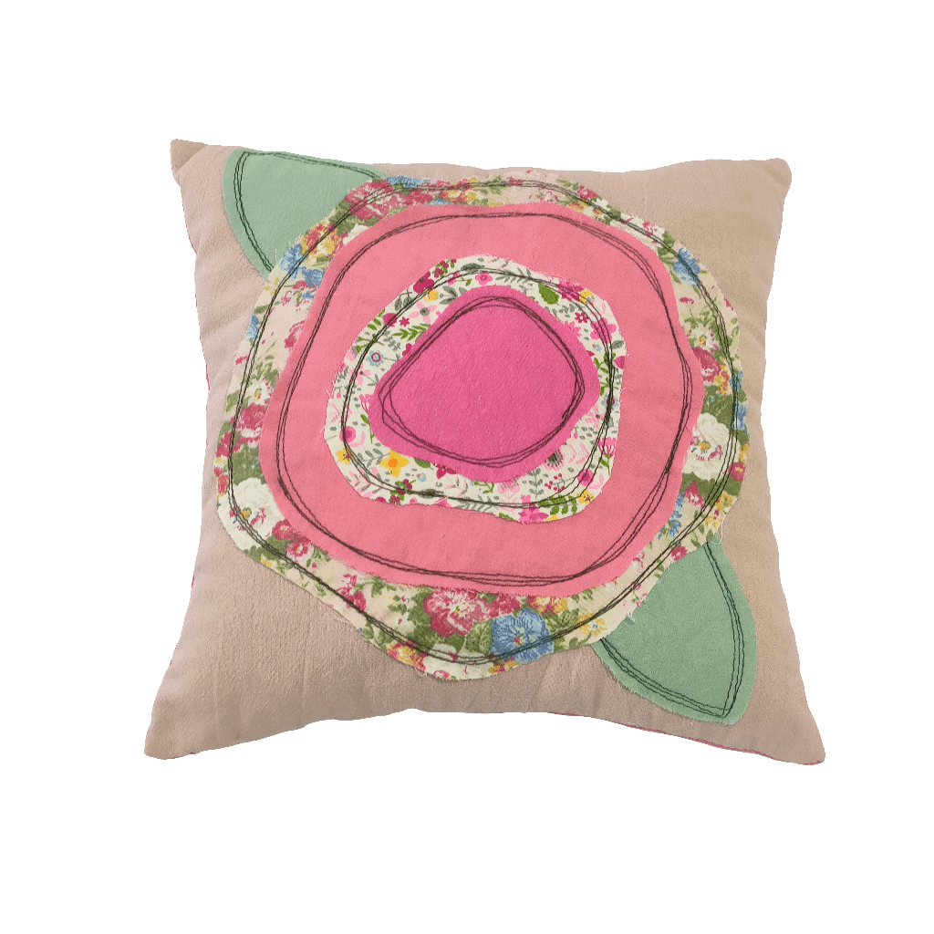 Applique_Flower_Cushion_Meli-Melo