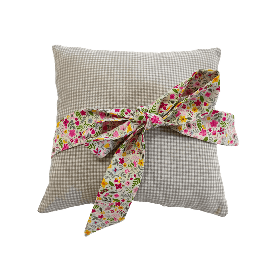 Bow_Cushion_Meli-Melo