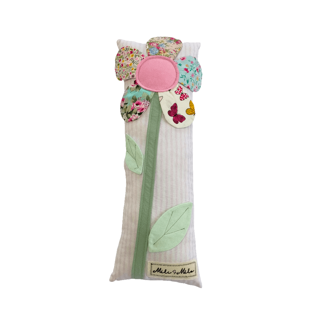 Flower_Tower_Cushions_Meli-Melo
