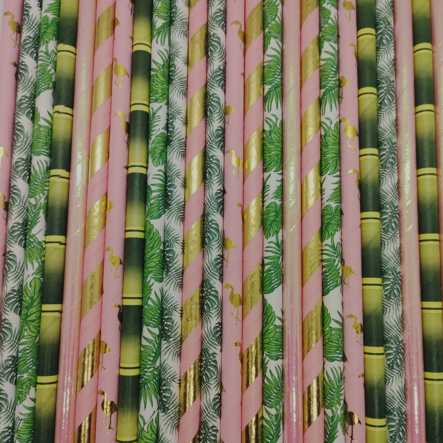 Tropical_Gold_Flamingo_Paper Straws