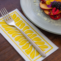 Yellow leaf Slims