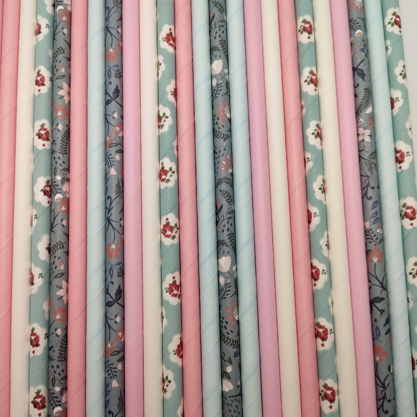 blue-floral-paper-straws